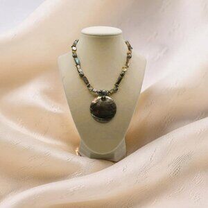Vintage Cookie Lee Abalone & Silver Filigree Bead Shell Pendant Necklace